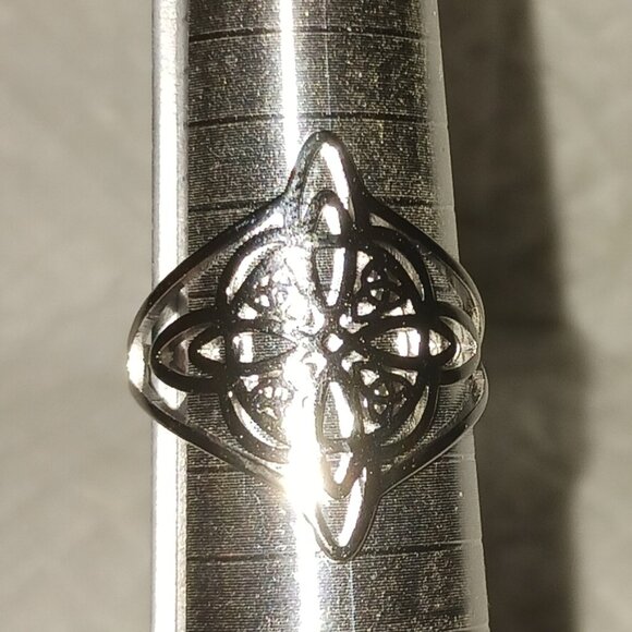 Silver Stainless Steel Witch Celtic Viking Cross Knot Fashion Ring Size 9 NWOT - Picture 5 of 6